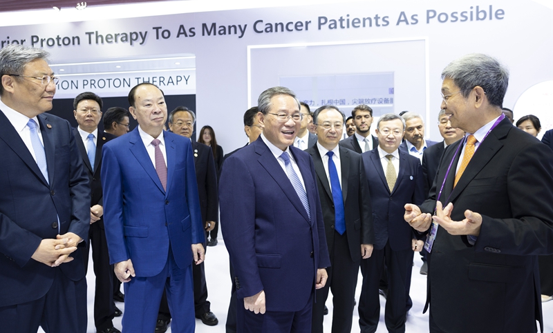 李強在第135屆中國進出口商品交易會巡館時強調(diào)
讓廣交會這個“金字招牌”不斷煥發(fā)新的時代風(fēng)采「相關(guān)圖片」